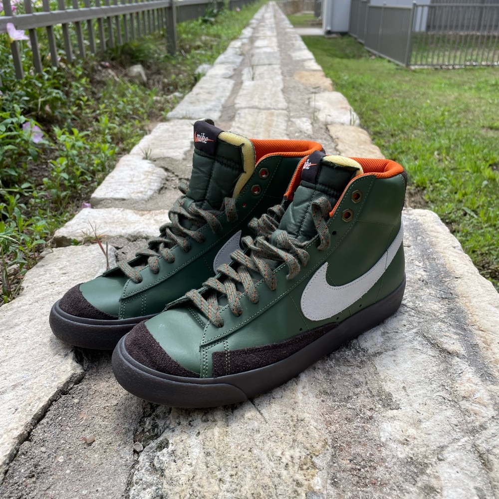 Nike Blazer Mid ‘77 “Vintage Army” MENS 11